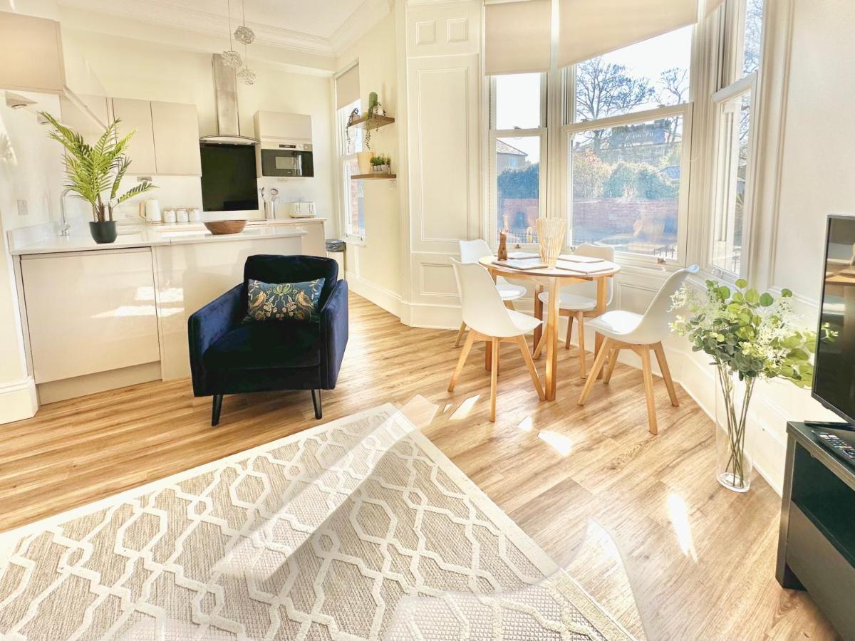 Апартаменты Clifford'S Reach At Bluebridge Court With Free Parking Йорк Экстерьер фото